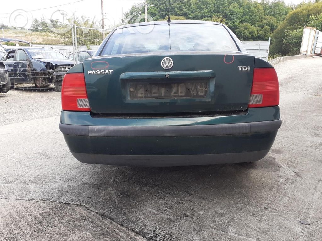 Volkswagen PASSAT B5 Parachoques 