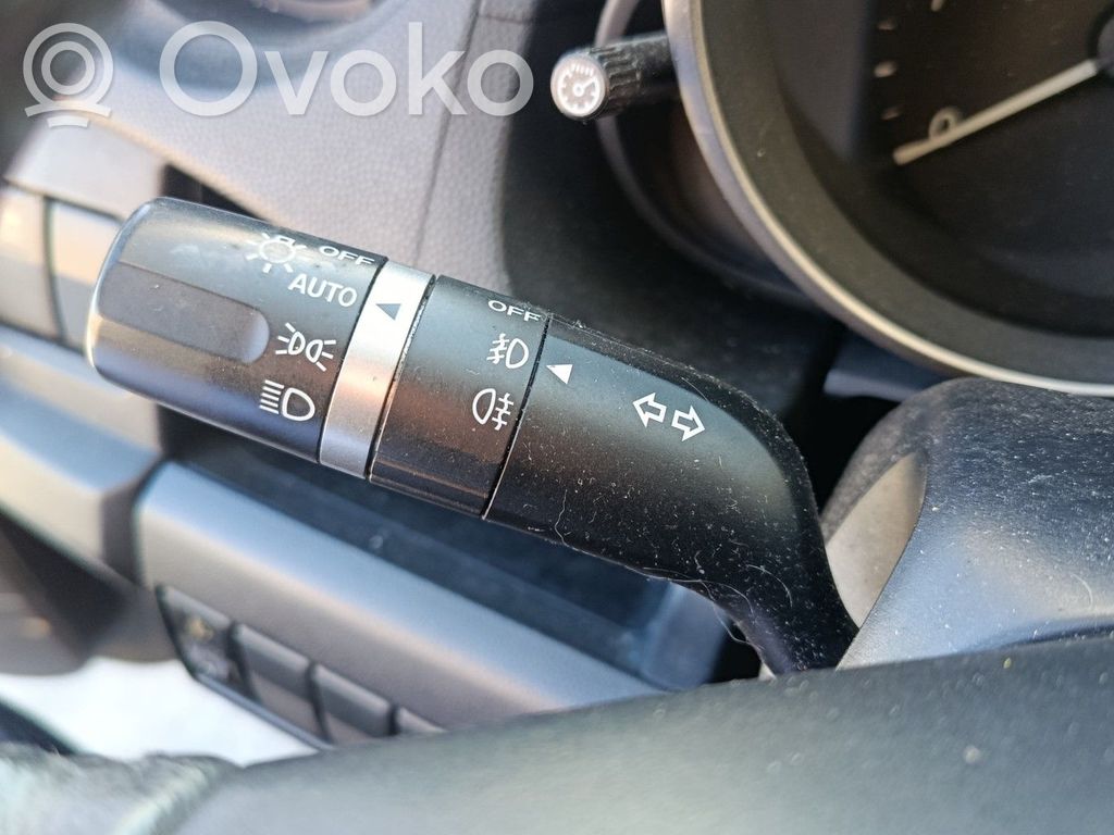 Mazda 5 Wiper turn signal indicator stalk/switch 
