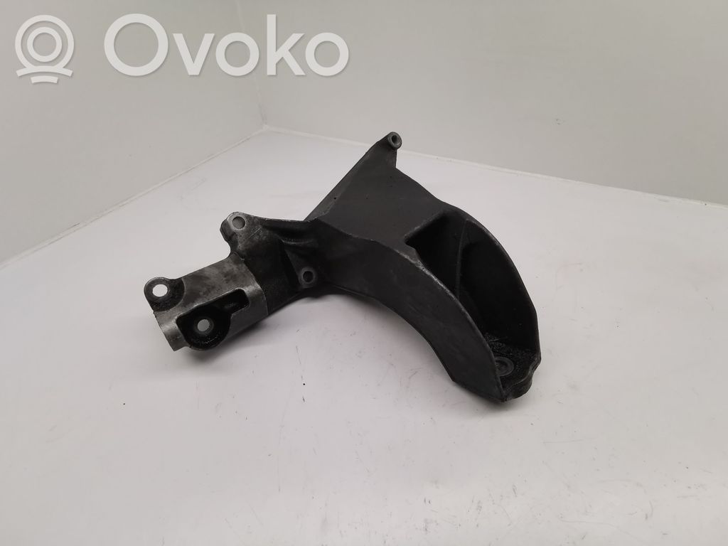 BMW 3 E46 Engine mounting bracket 