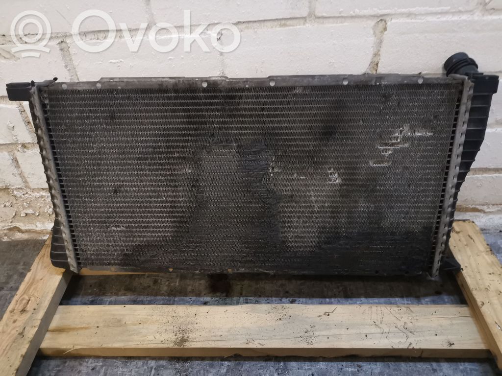 BMW 5 E39 Coolant radiator 