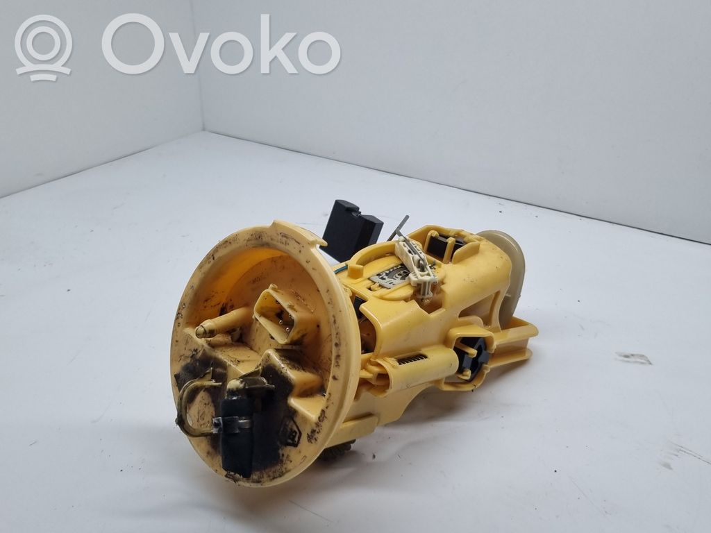 Pompe à carburant   6750582