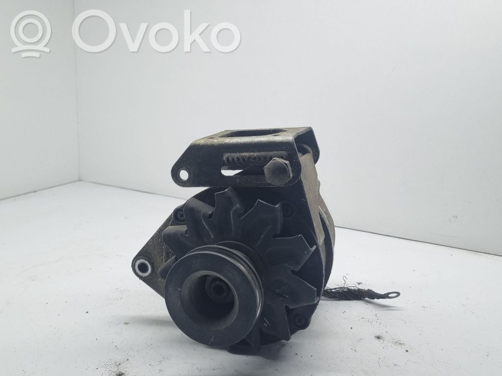 BMW 3 E36 Ģenerators 