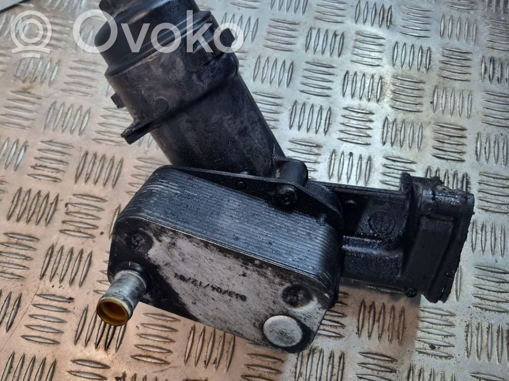 BMW 3 E46 Oil filter mounting bracket 
