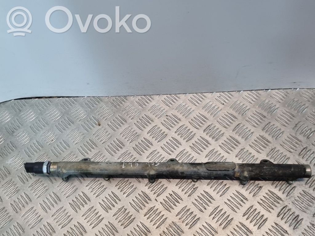 BMW 5 E39 Fuel main line pipe 