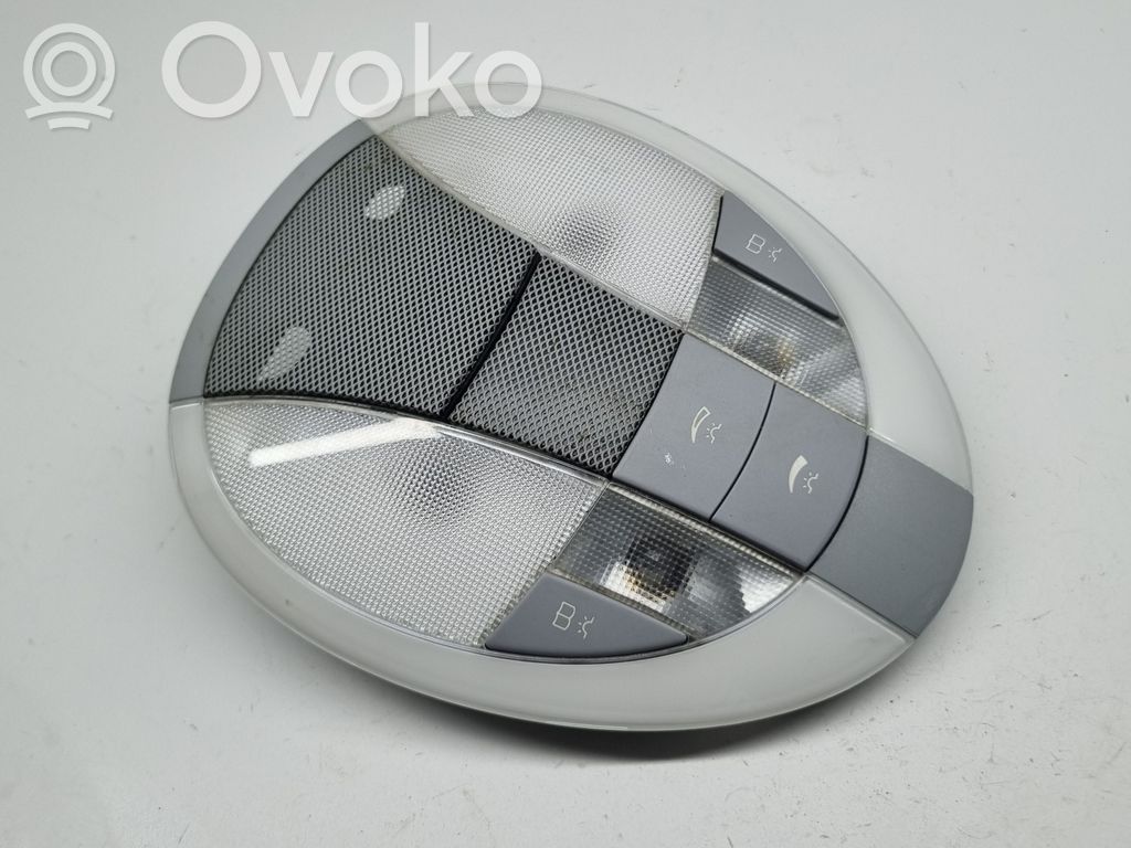 Mercedes-Benz E W211 Lampka podsufitki tylna 