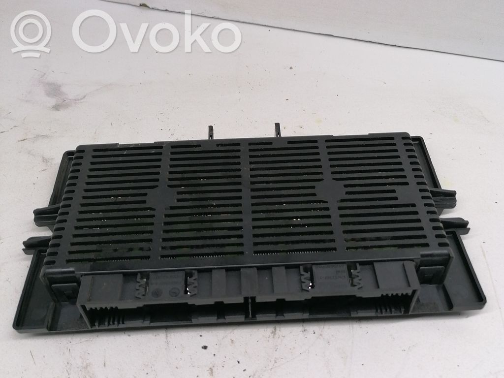 BMW 1 E81 E87 Šviesų modulis 