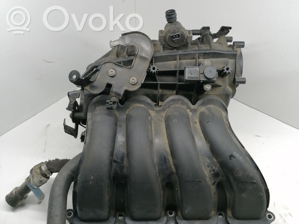 BMW 1 E81 E87 Kolektor ssący 