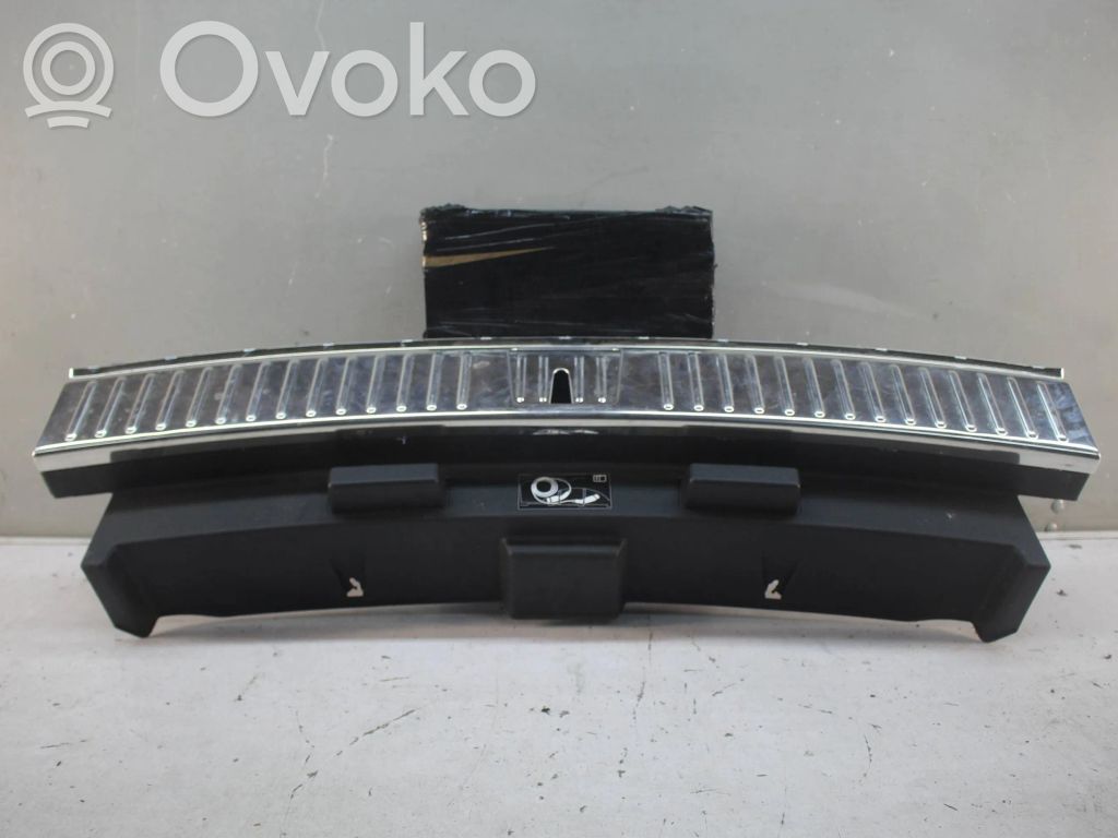 Porsche Cayenne (9Y0 9Y3) Bottom trim 