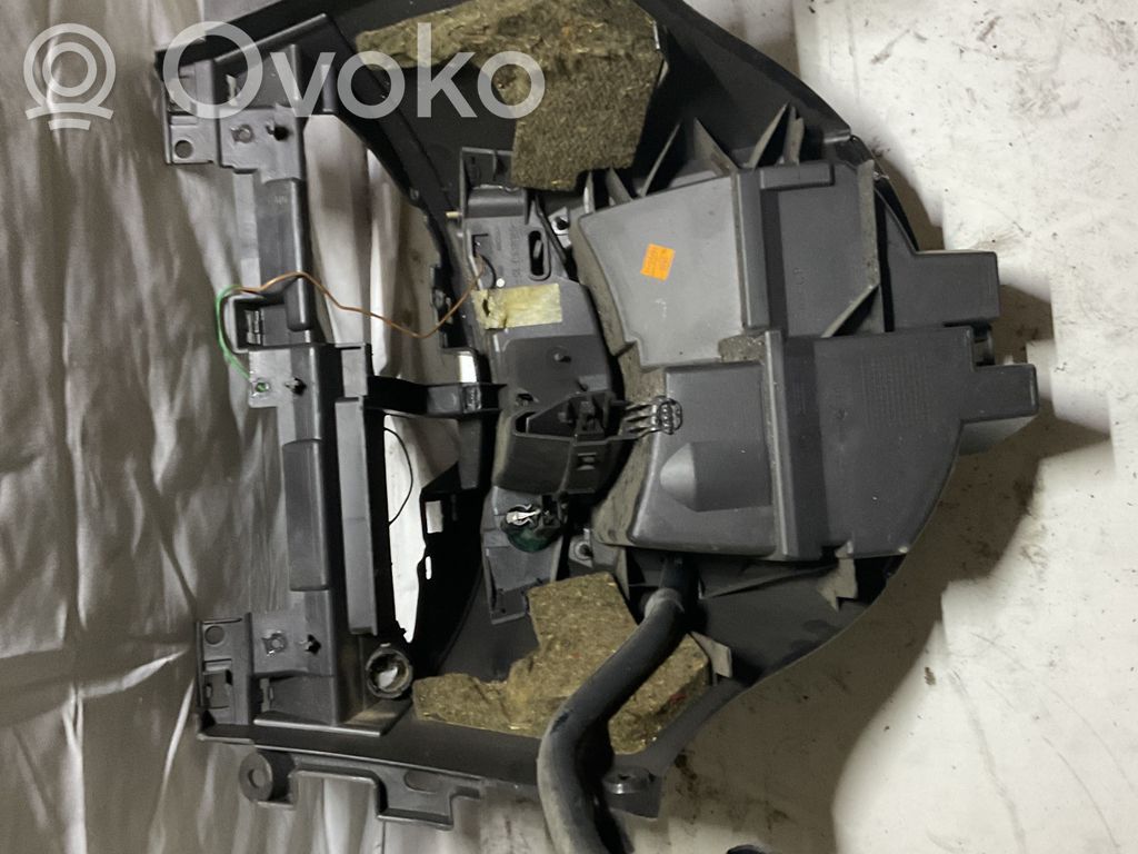 Citroen C8 Keskikonsoli 