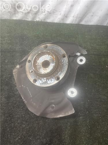 Front wheel hub spindle knuckle