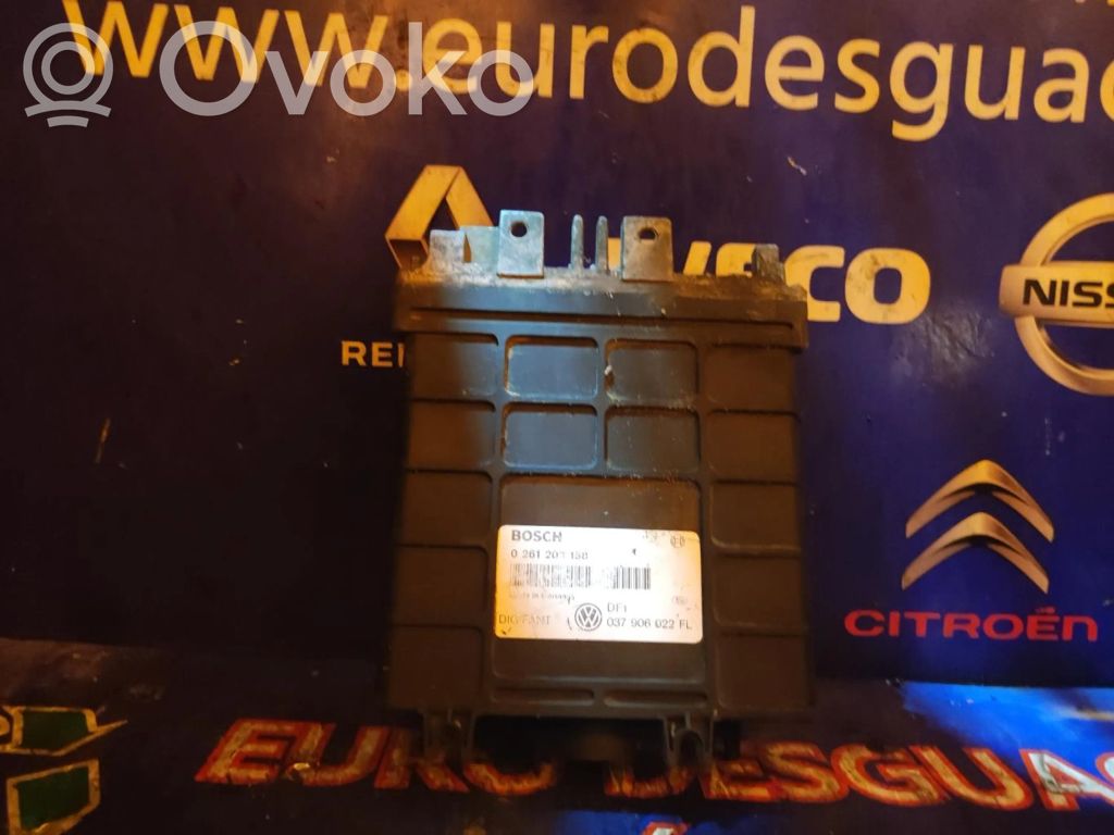 Volkswagen PASSAT Engine control unit/module ECU 