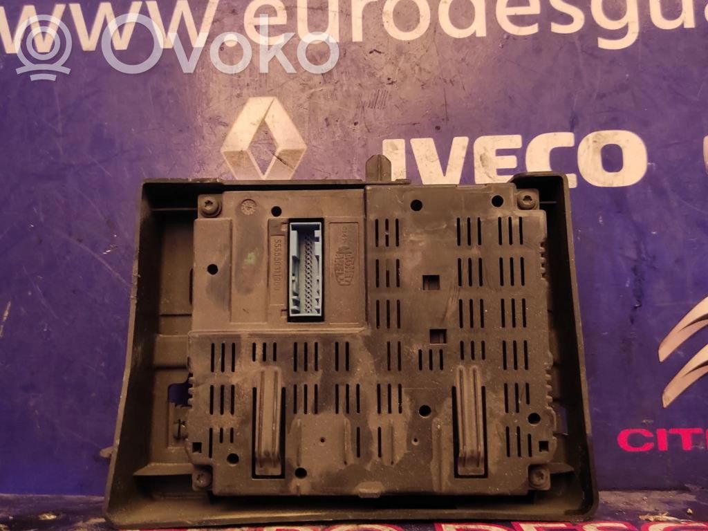 Lancia Delta III Fuse module 