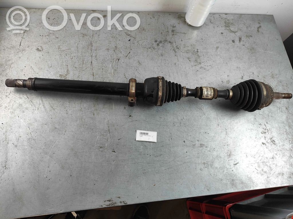 Volvo S40, V40 Priekinis pusašis 