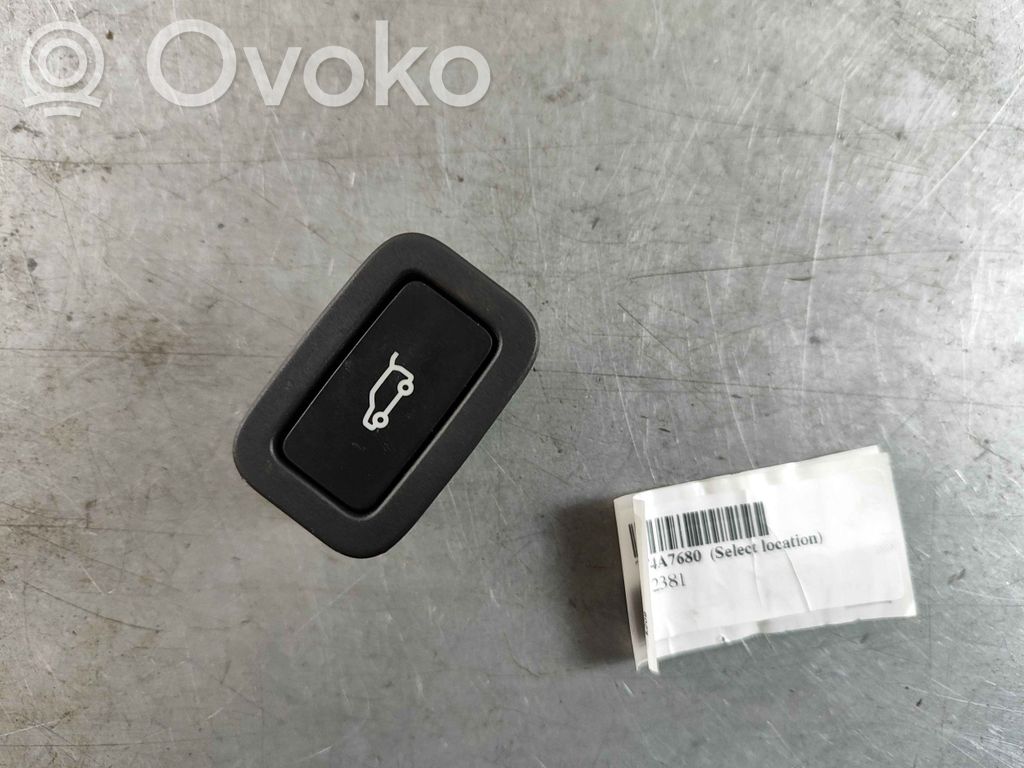 Jaguar F-Pace Tailgate/boot open switch button 