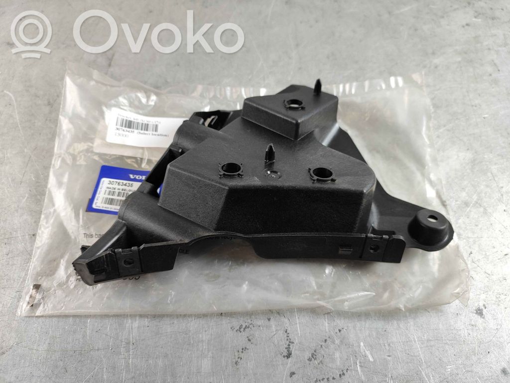Volvo XC60 Front bumper mounting bracket 