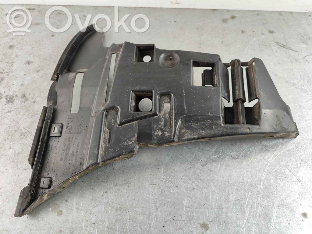 Volvo V70 Front bumper mounting bracket 