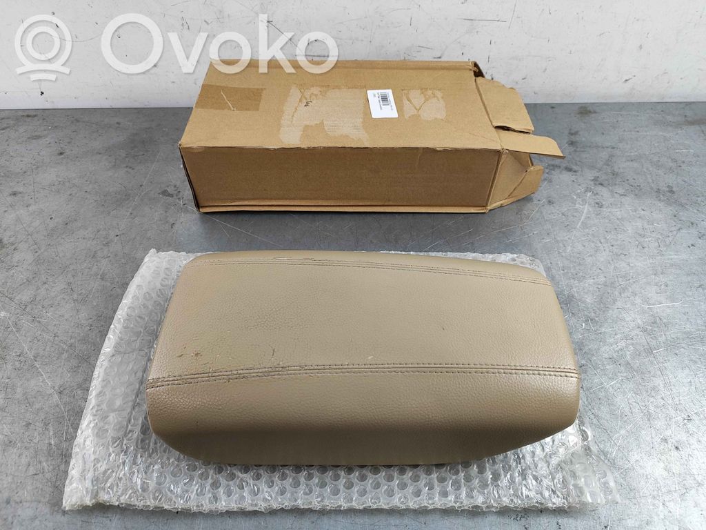 Armrest   9197486,9204143