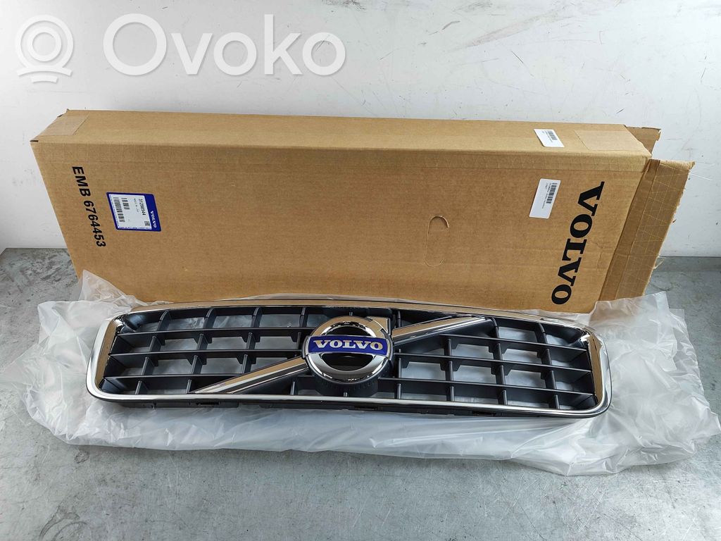 Volvo XC90 Maskownica / Grill / Atrapa górna chłodnicy 