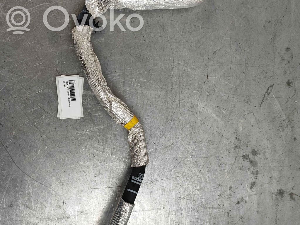 Volvo XC60 Conductă/furtun lichid de răcire motor 