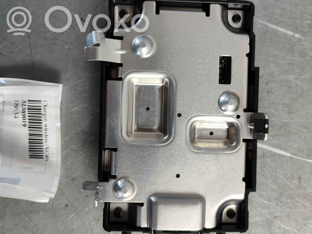 Volvo C40 Módulo de carga inalámbrico 