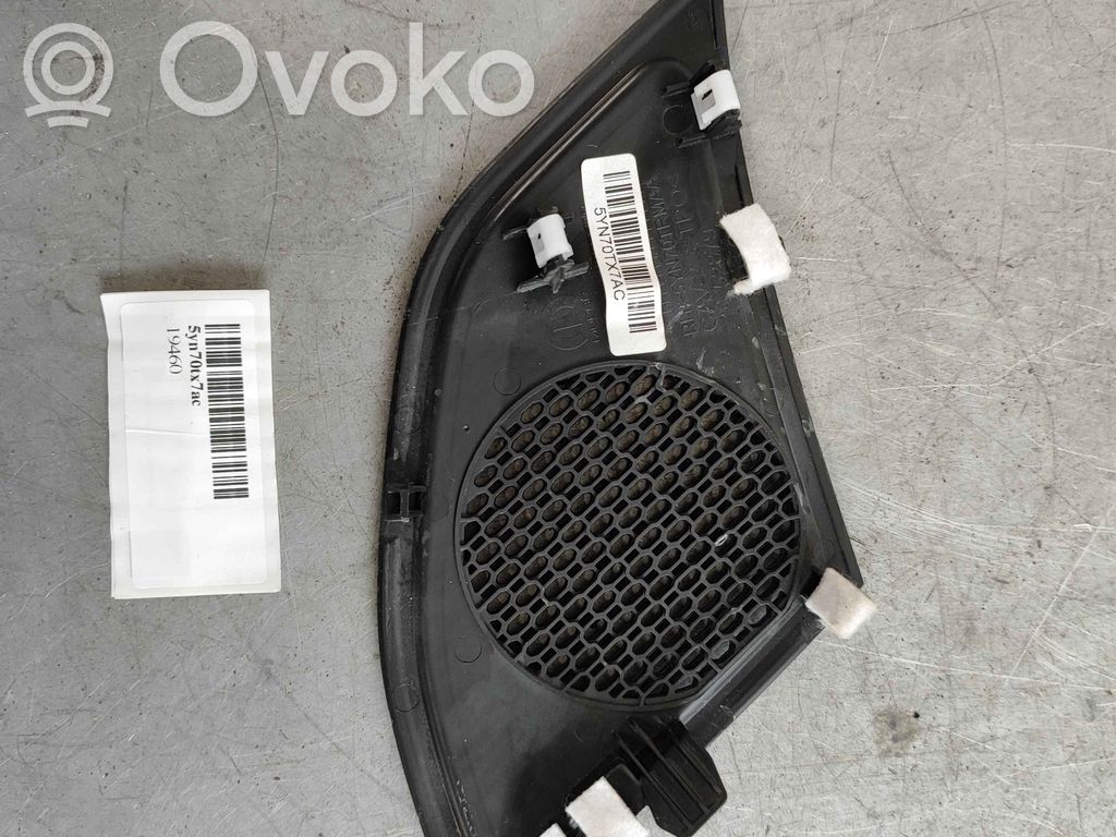 Cache enceinte centrale   5YN70TX7AC