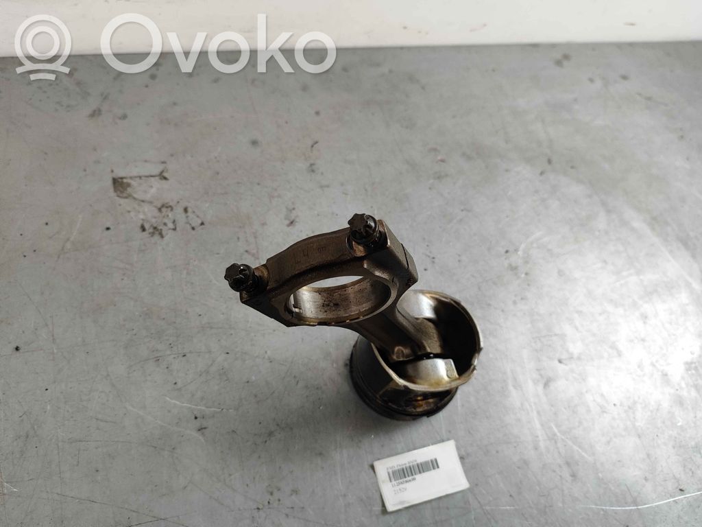 BMW 5 F10 F11 Kolben mit Pleuel 