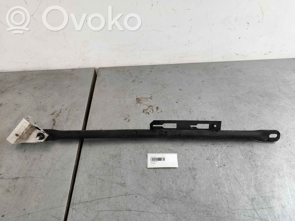 Volvo XC60 Other engine bay part 