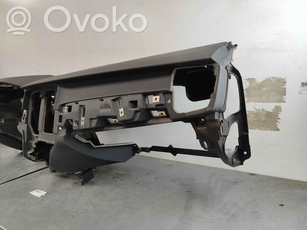Volvo S90, V90 Deska rozdzielcza 