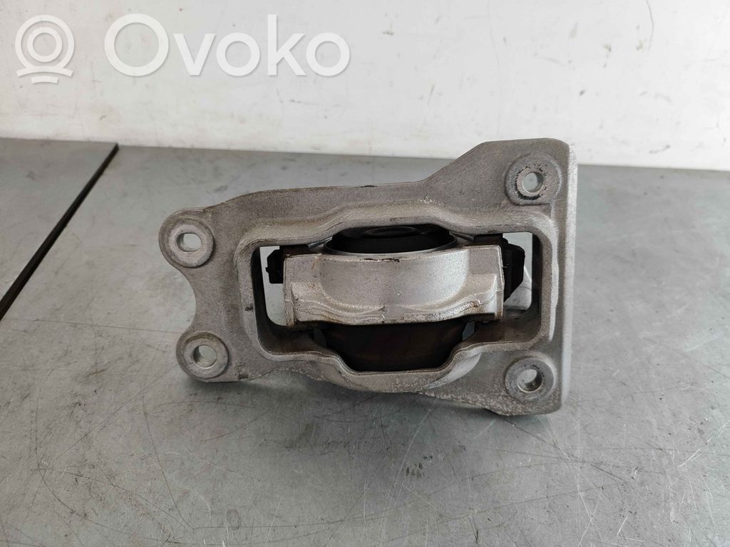 Volvo S90, V90 Engine mounting bracket 