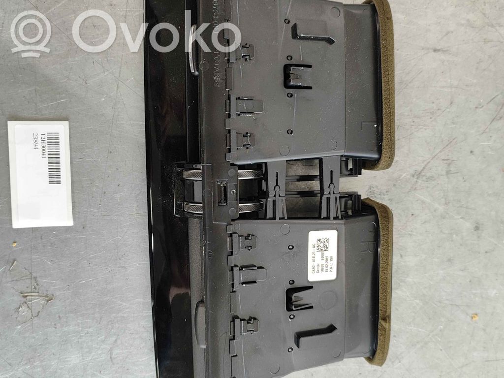 Dysze / Kratki środkowego nawiewu deski rozdzielczej   T2H30041,T2H23873,T2H4888