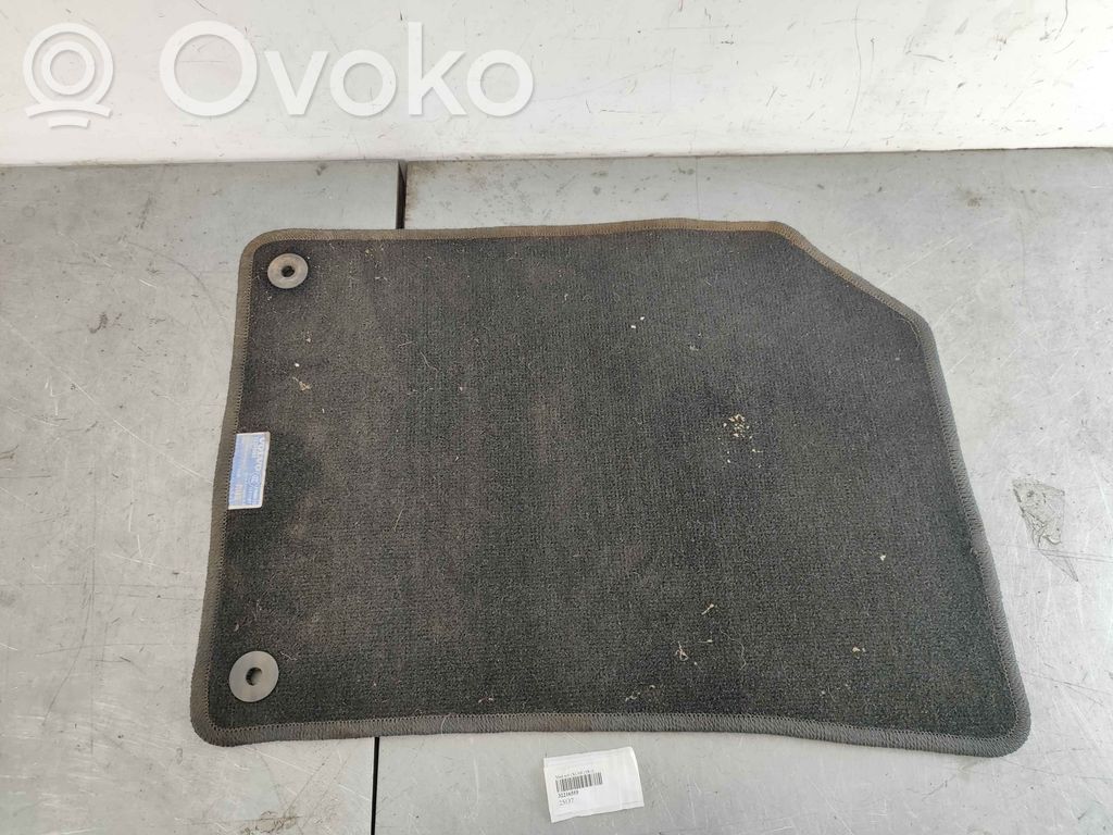 Volvo XC60 Dywanik samochodowy przedni 