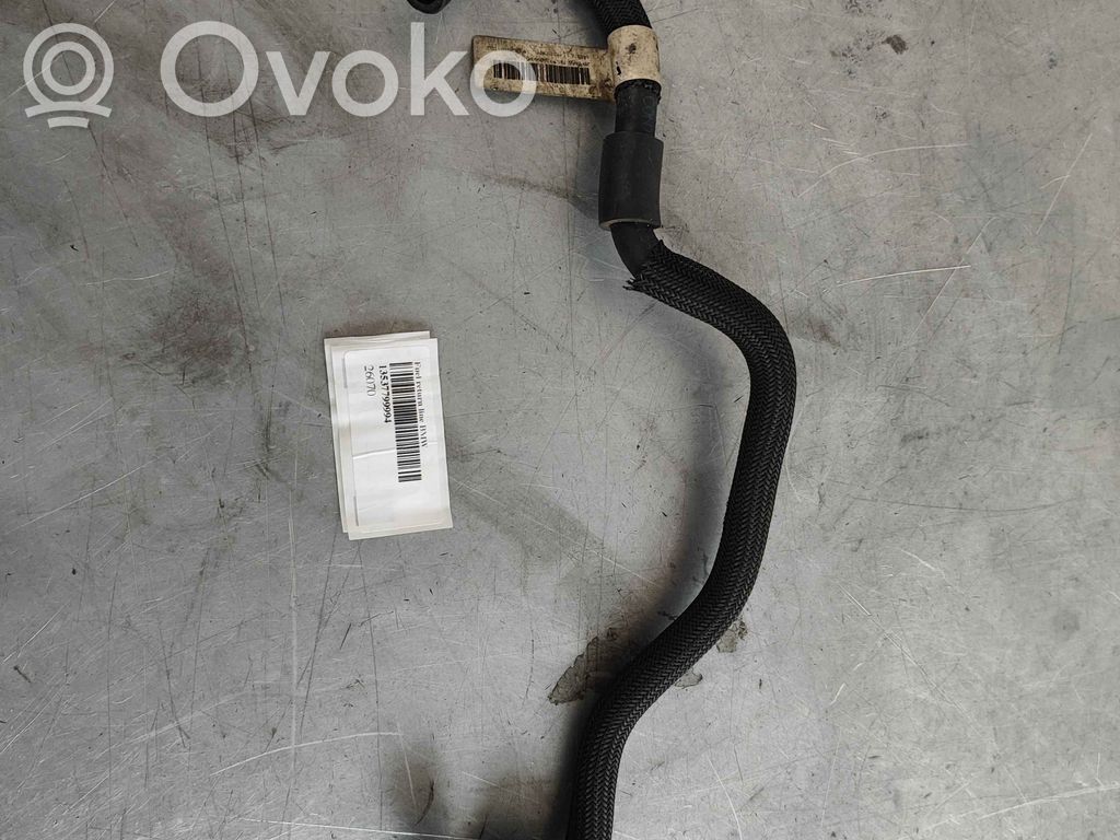 BMW 7 F01 F02 F03 F04 Degvielas caurulīte (-es) 
