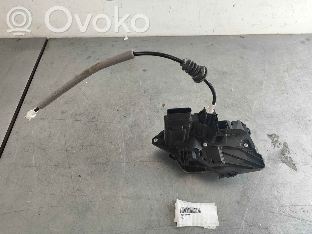 Volvo XC60 Priekšpusē slēdzene 