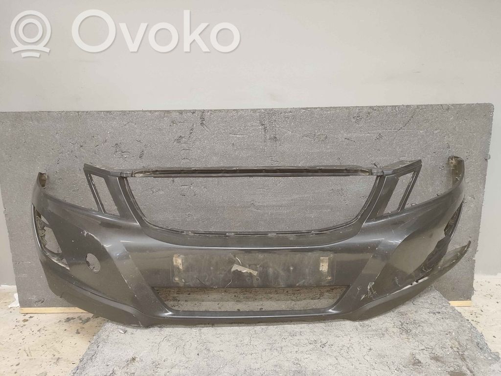 Volvo XC60 Priekinis bamperis 
