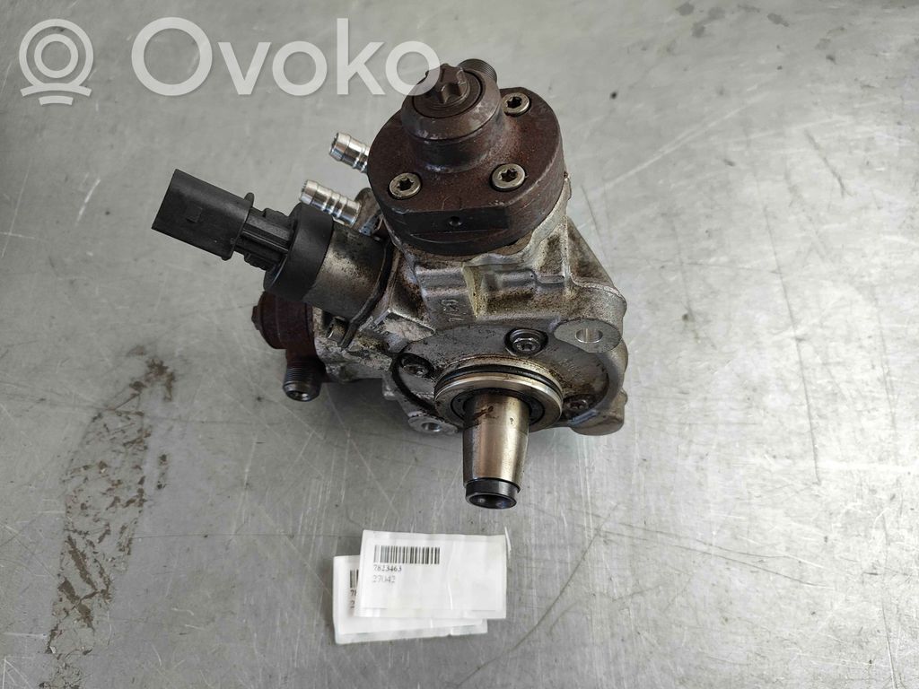 BMW 7 F01 F02 F03 F04 Pompă injecție de înaltă presiune 