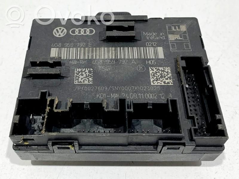 Door control unit/module   4G8959792E