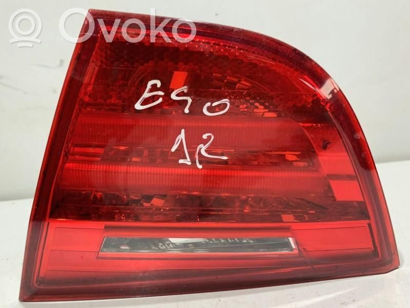 Rear/tail lights   7289428