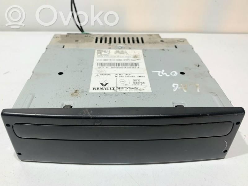 Renault Laguna III Navigation unit CD/DVD player 