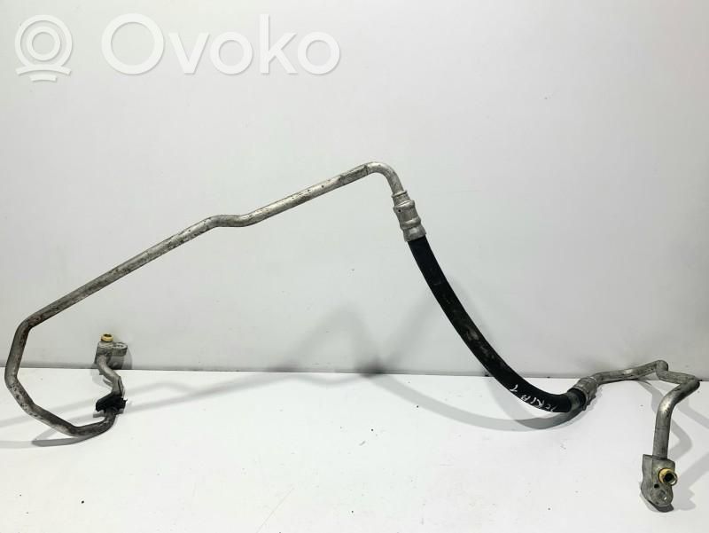 BMW 1 E81 E87 Ilmastointilaitteen putki (A/C) 