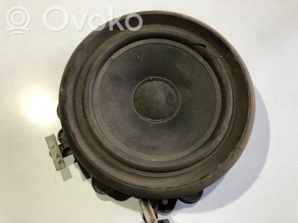 Audi A8 S8 D3 4E Etuoven kaiutin 