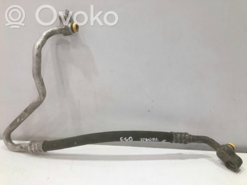 BMW 5 E60 E61 Ilmastointilaitteen putki (A/C) 