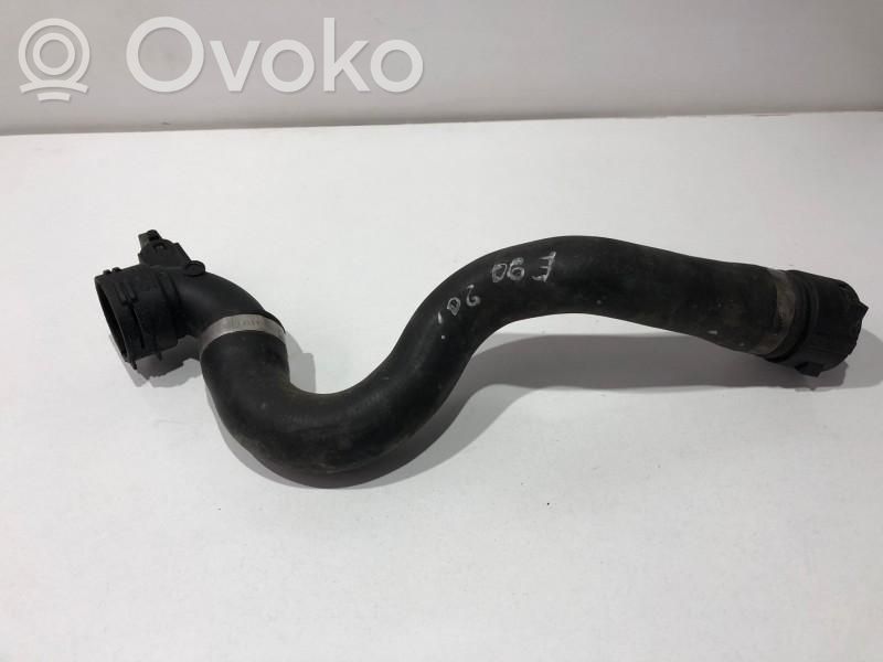 BMW 3 E90 E91 Coolant pipe/hose 