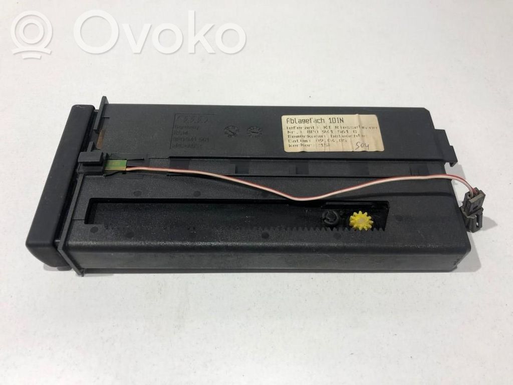 Mukiteline   8P0941561G,8P0941561G