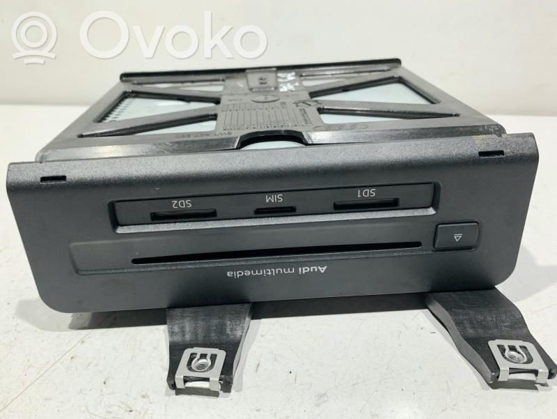 Navigation unit CD/DVD player   8W0035036D