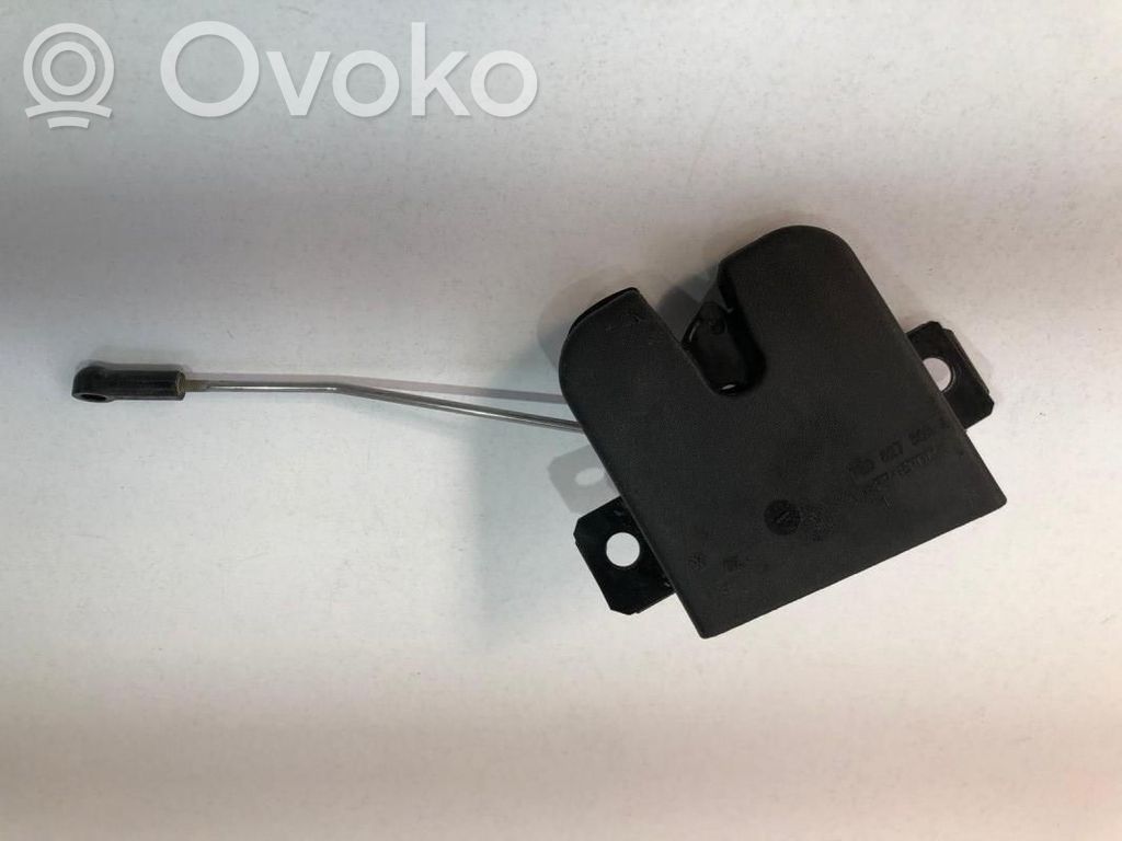 Volkswagen Multivan T6 Zamek klapy tylnej / bagażnika 