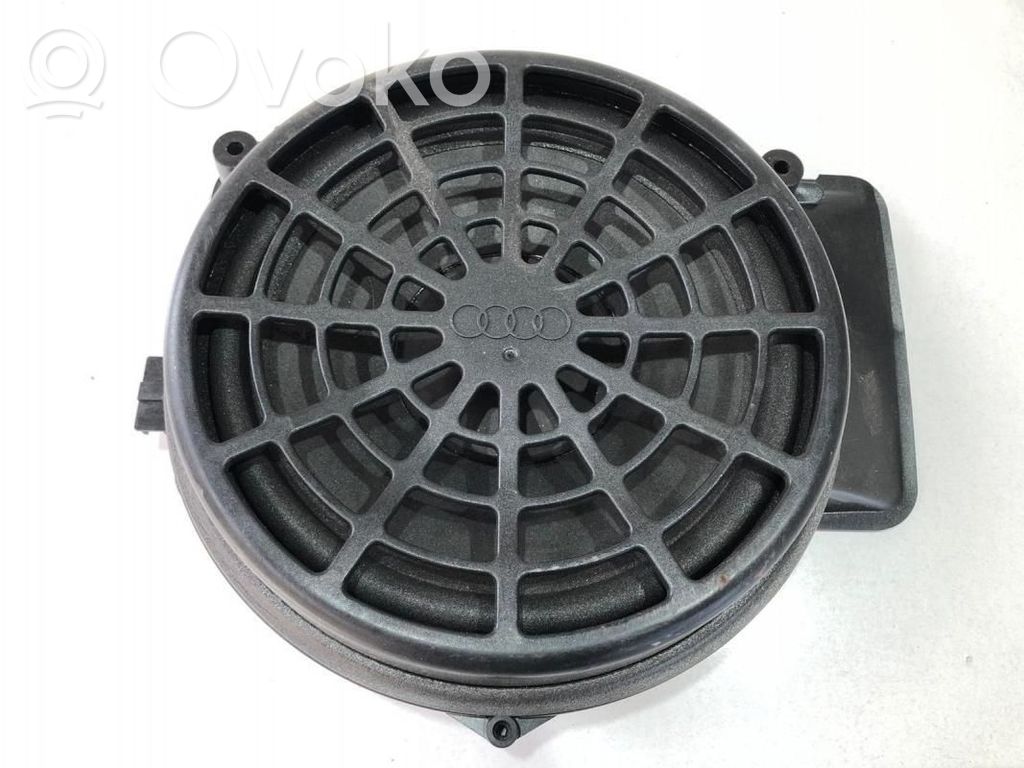 Audi A5 8T 8F Subwoofer 