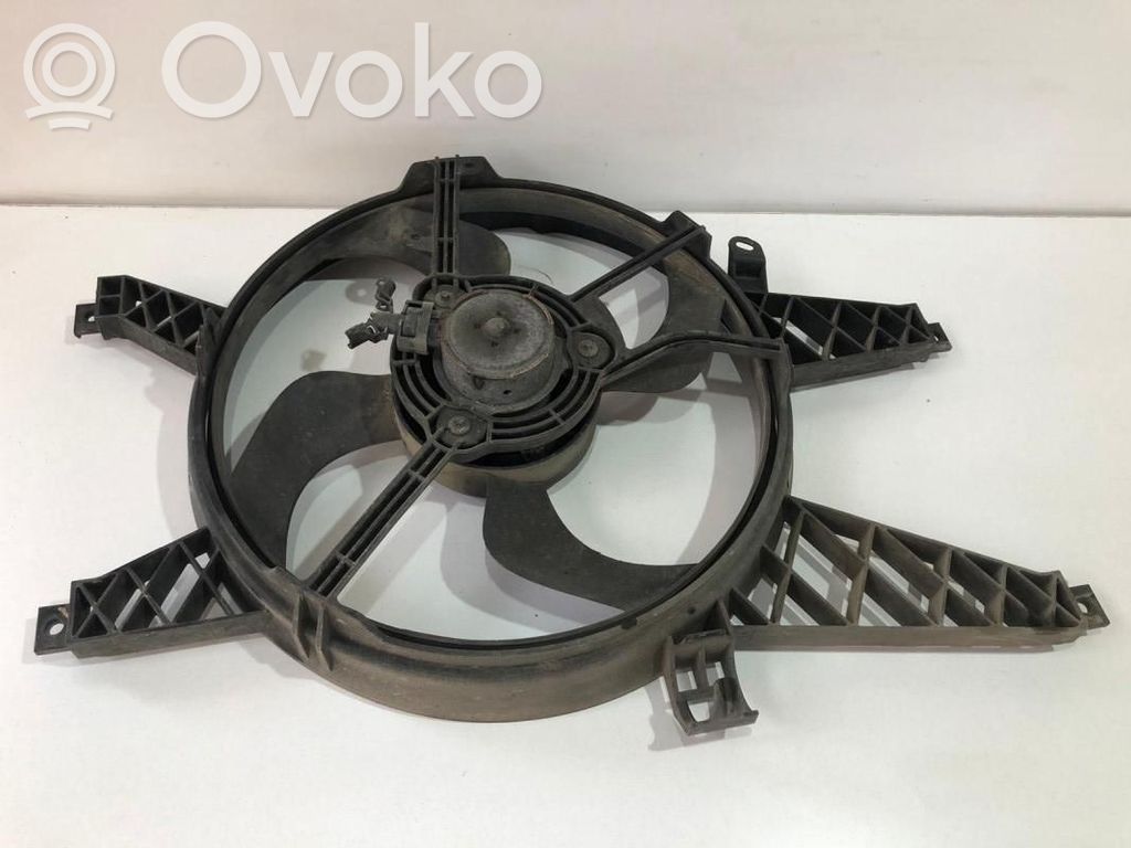 Renault Clio III Elektrisks radiatoru ventilators 