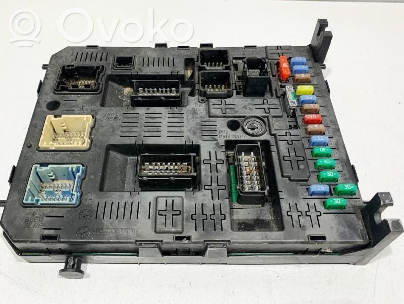 Sulakemoduuli   28119759,28116487,281197595