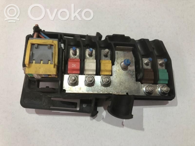 Citroen C5 Sulakemoduuli 