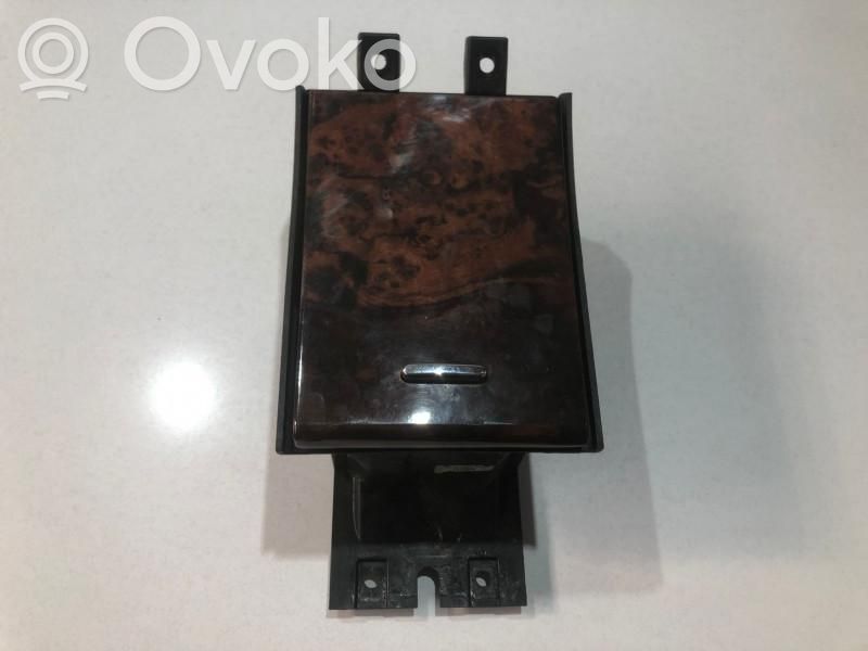 Jaguar XF X250 Cup holder 